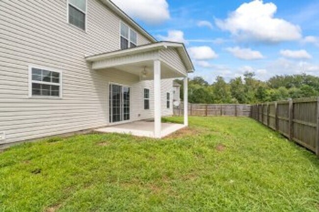 Building Photo - Welcome to Sterling Farms