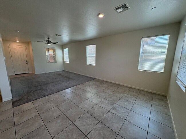 Building Photo - 641 S Laguna St