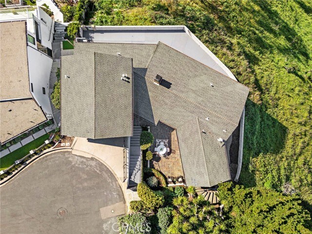 Building Photo - 696 Mystic View