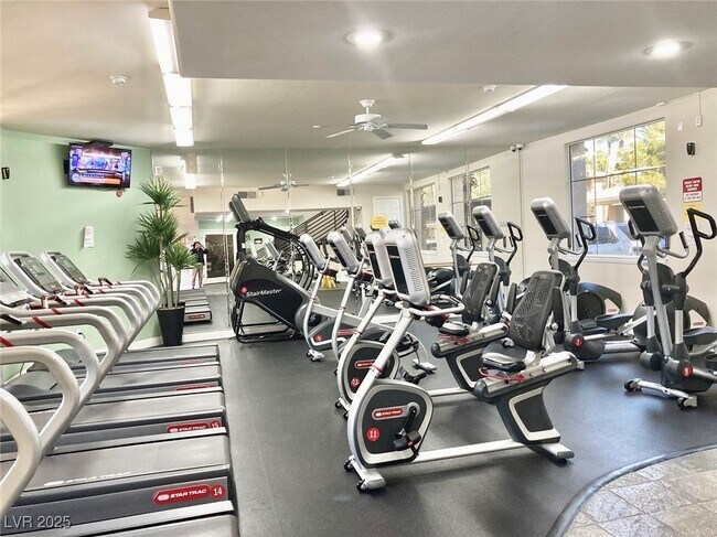 Building Photo - 7119 S Durango Dr