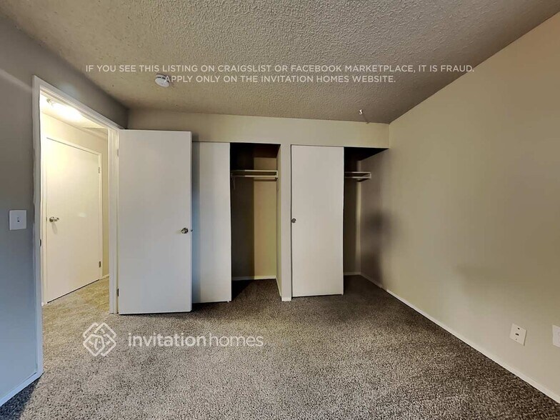 Building Photo - 34811 27th Ave SW