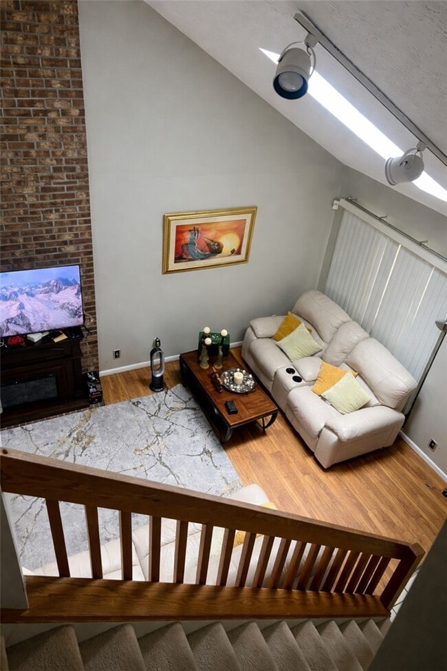 Building Photo - 205 Lac Kine Dr