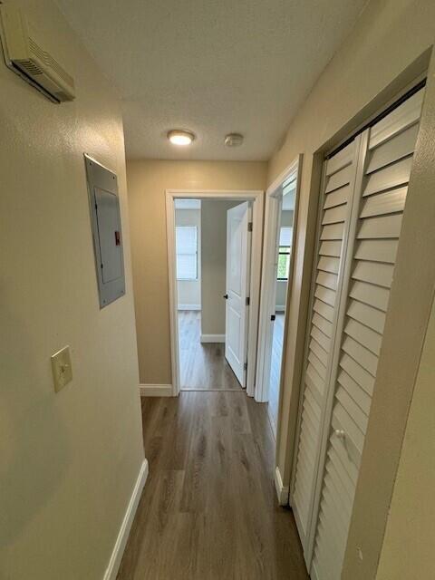 Building Photo - 341 Mercury Ave SE