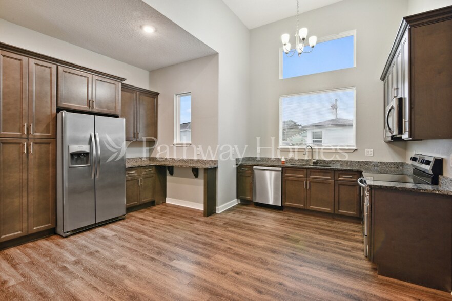 Building Photo - 1951 Michigan Dr