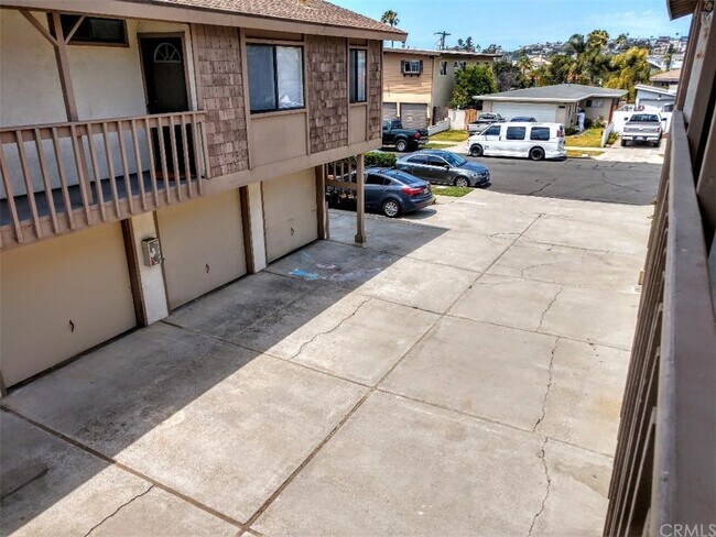 Building Photo - 34042 Alcazar Dr