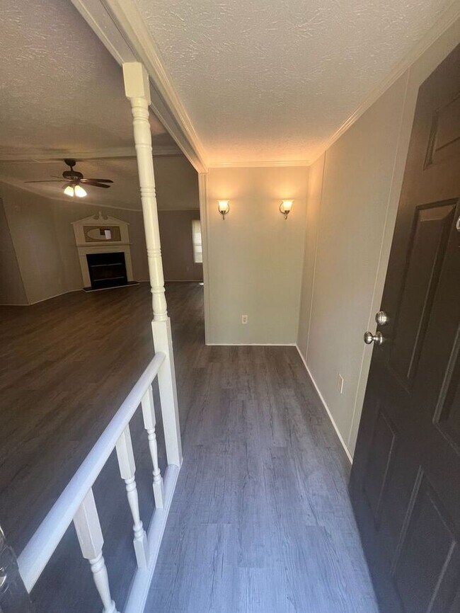 Building Photo - Cozy 3 bedroom 2 bath home in BUFORD SCHOOL DISTRCT!