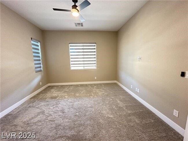 Building Photo - 3961 W Haleh Ave