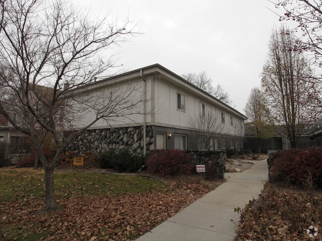 Primary Photo - P Street Apartments