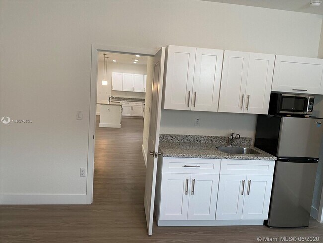 Building Photo - 21465 SW 125th Path