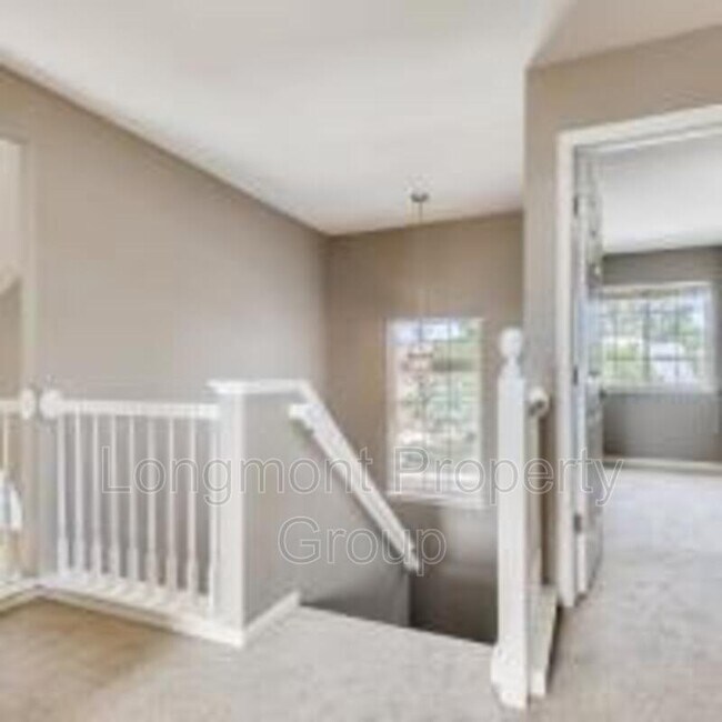 Building Photo - 713 Pendleton Ave