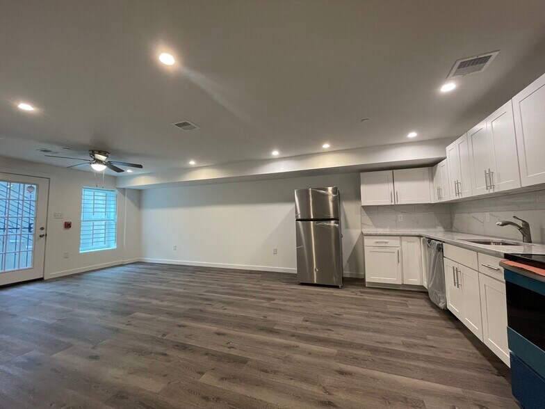 Building Photo - 3135 Agate St