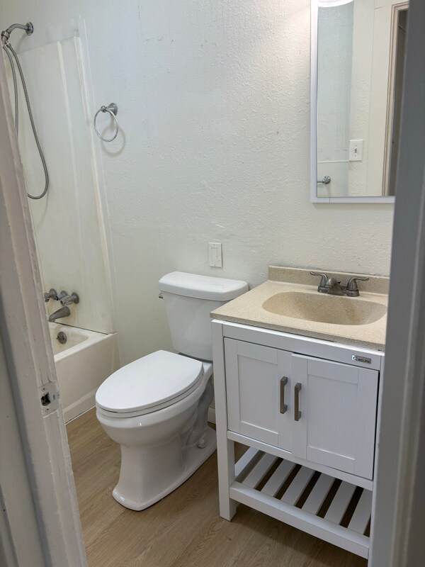 Building Photo - 15933 W Hanford Armona Rd