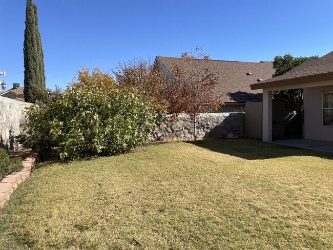 Building Photo - 4437 Loma Clara Ct