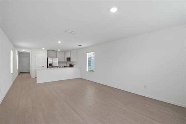 Building Photo - 6307 Sandpiper Ln