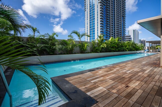 Building Photo - 1388 Kapiolani Blvd