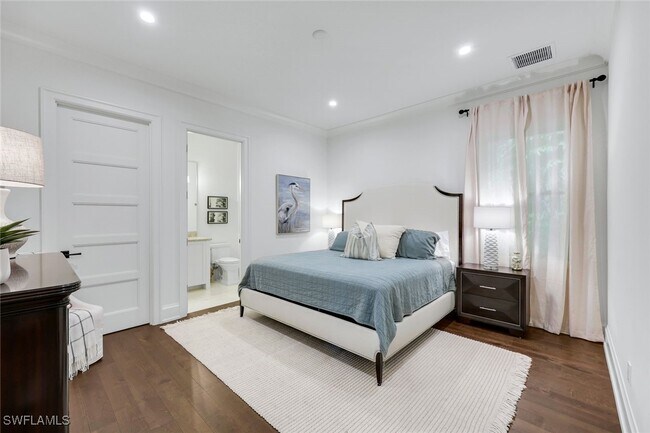 Building Photo - 3200 Crayton Rd