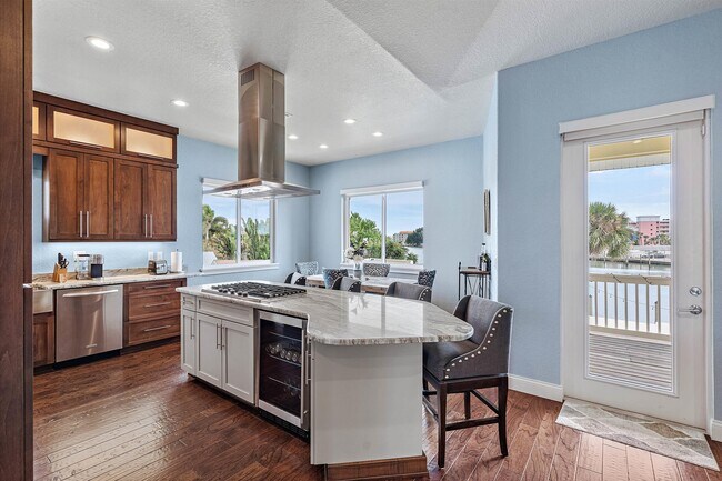 Building Photo - 4336 Belle Vista Dr