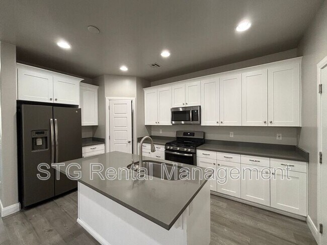 Building Photo - 3628 S Atlanta Ln