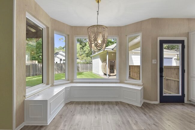 Building Photo - 31 Treescape Cir