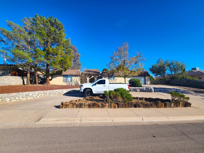 Primary Photo - 3004 Missouri Ave