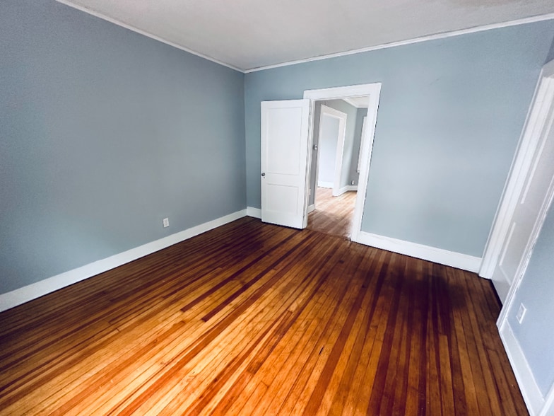 Building Photo - 14 Proctor Rd