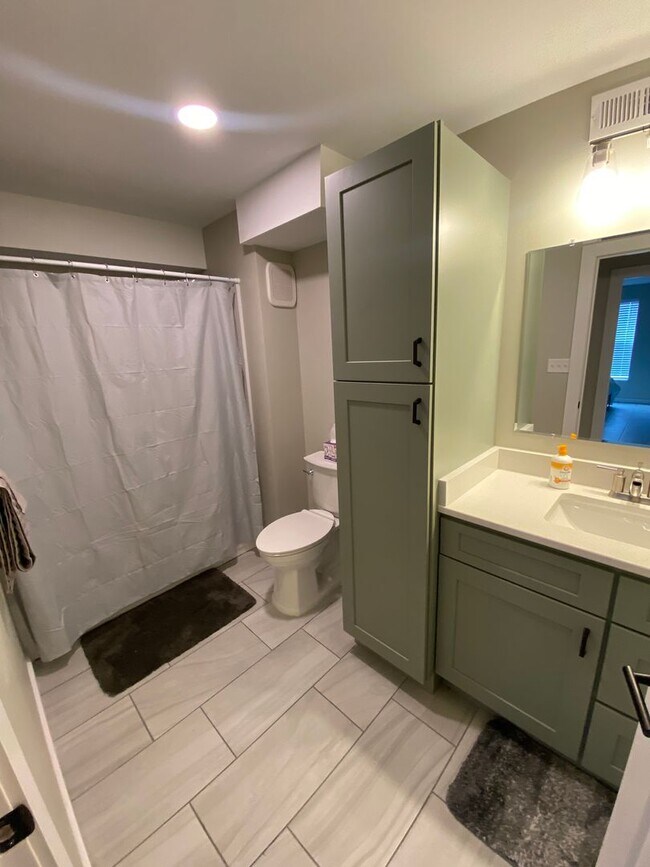 Building Photo - Corporate Housing