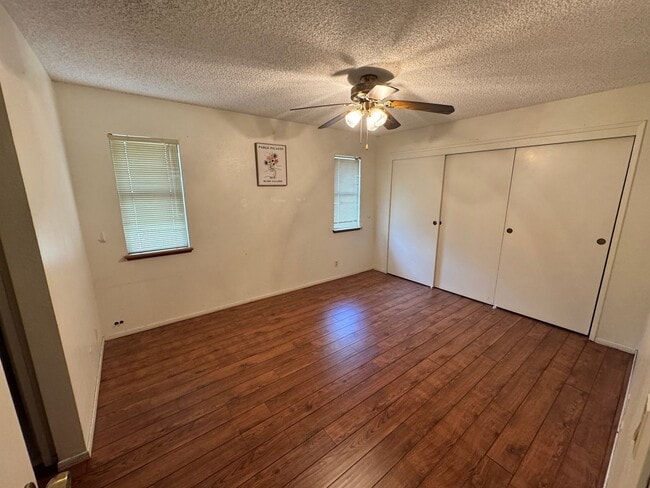 Building Photo - Beautiful 4 Bedroom Home