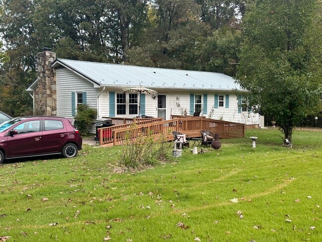 Building Photo - Plank Rd