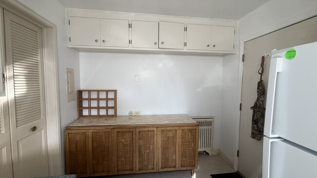 Building Photo - 1923 Sherman Ave