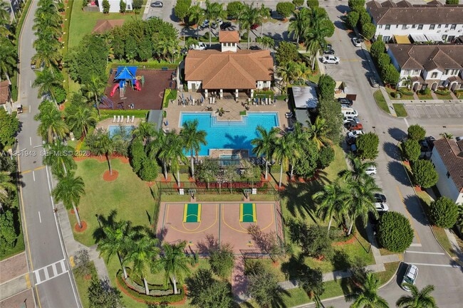 Building Photo - 25342 SW 115th Ave