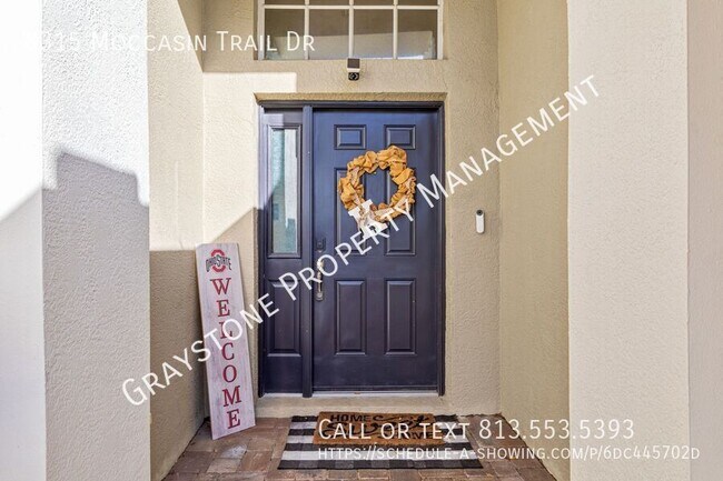 Building Photo - 8315 Moccasin Trail Dr