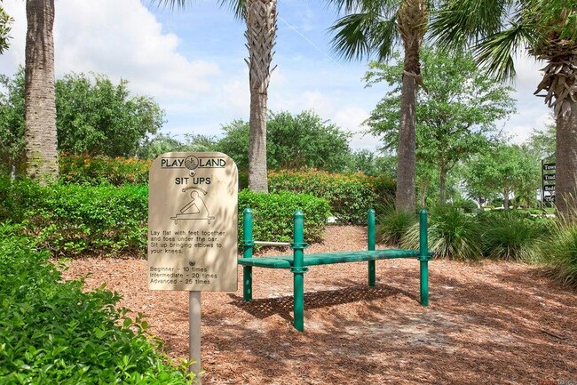 Building Photo - 10437 SW Captiva Dr