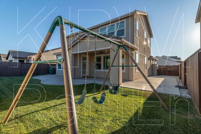 Building Photo - 10940 Portside Dr