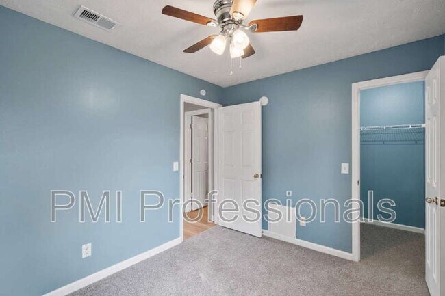Building Photo - 604 Hugh Duffy Cove