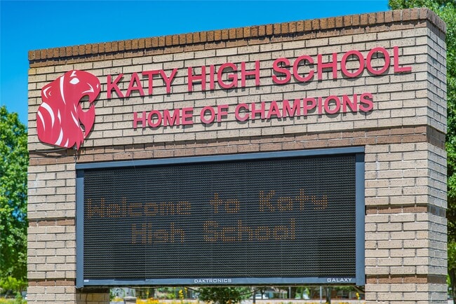 Building Photo - 2506 Big Basin Trl