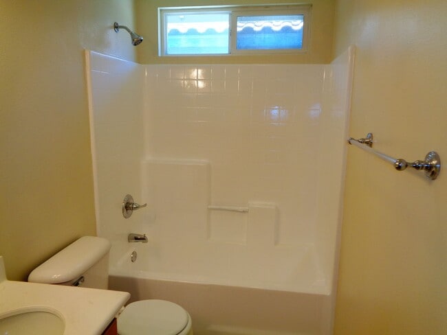 Building Photo - 1551 N Poconos Cir