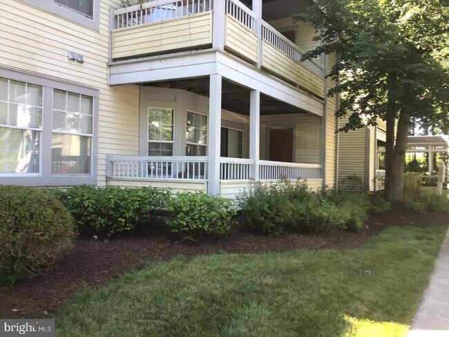 Building Photo - 108 Wrangel Ct