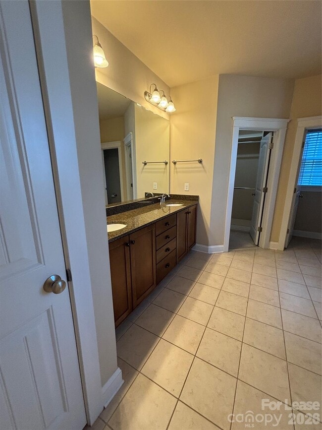 Building Photo - 11507 Ardrey Crest Dr