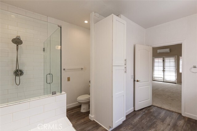 Building Photo - 1403 W Santa Cruz St
