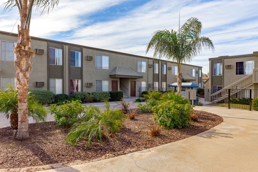 PARK VIEW APARTMENTS 350360 Oxford St Chula Vista CA 91911