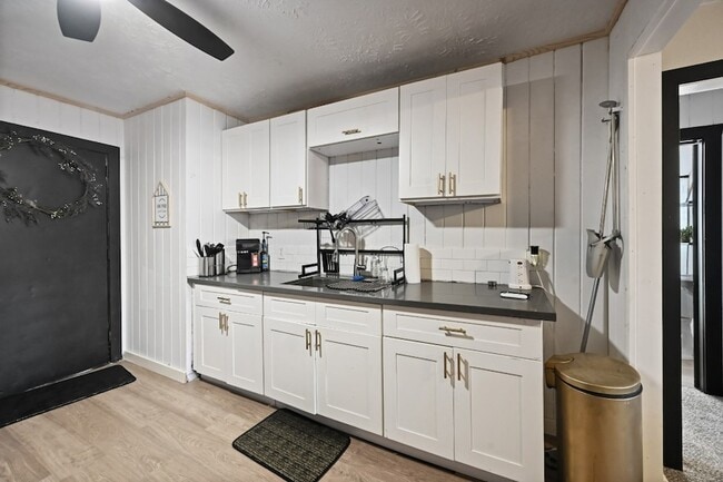 Building Photo - 3705 Bremond St