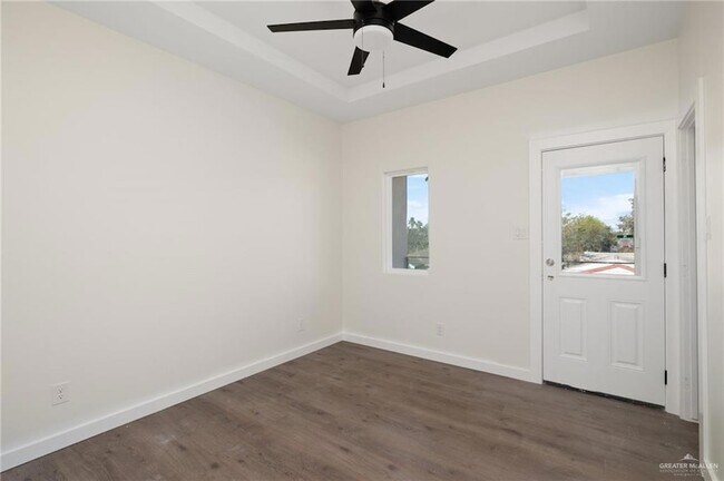 Building Photo - 914 Bicentennial Blvd