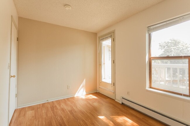 Building Photo - 1631 19th St