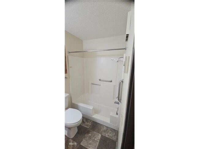 Building Photo - 1003 Scotts Ave