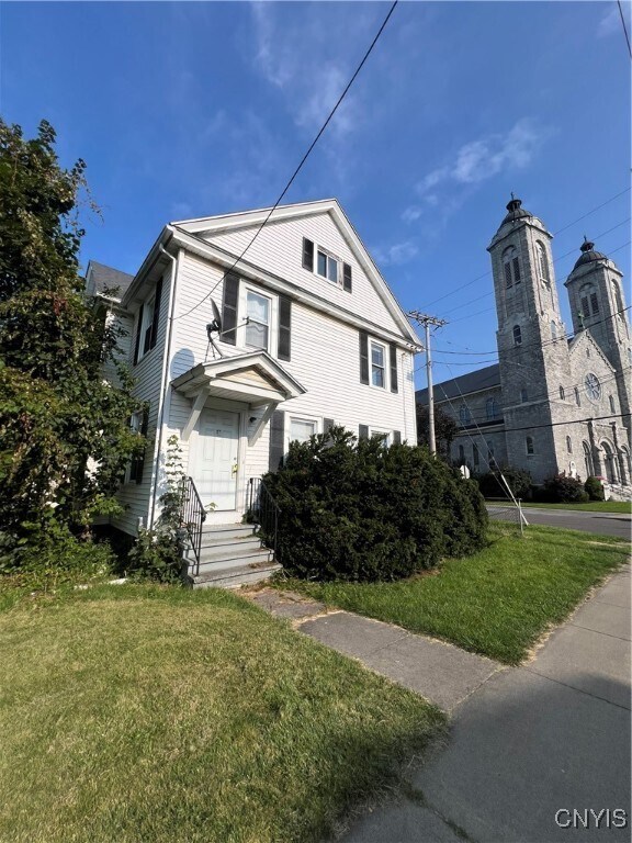 Building Photo - 200 Kinne St