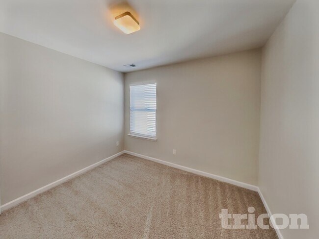 Building Photo - 508 Hickory Leaf Ct