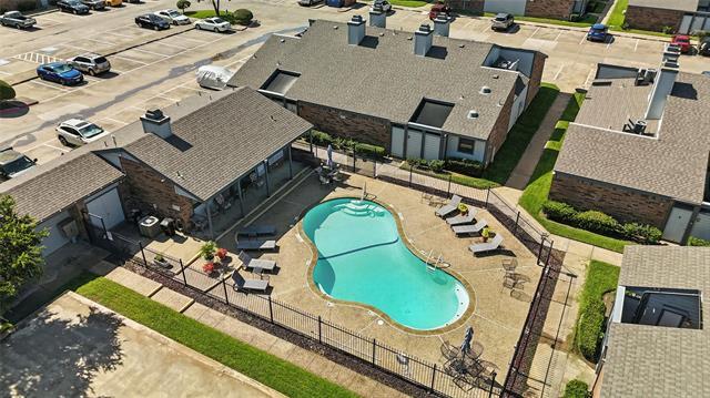 Building Photo - 640 Bellaire Dr