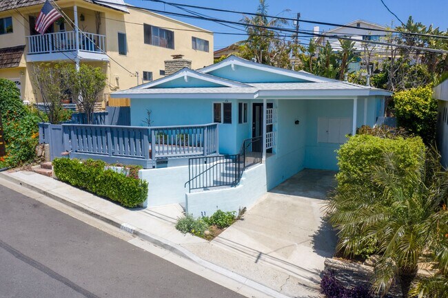 Building Photo - Charming Lantern District Bungalow