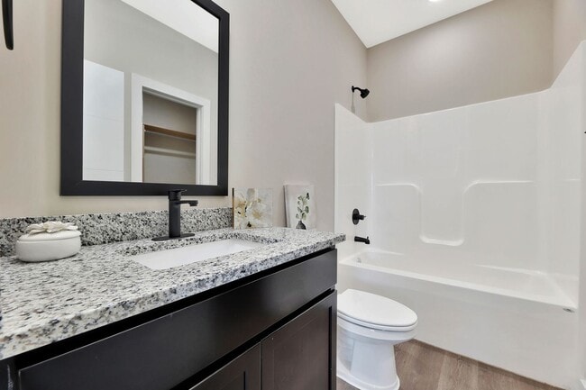 Building Photo - 5406 N Gray Dr