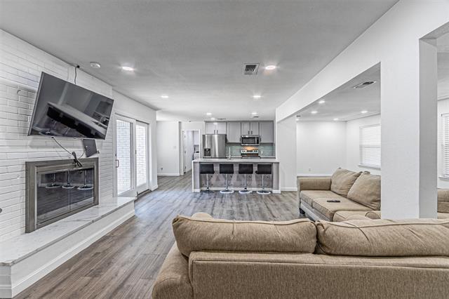 Building Photo - 1805 W Cedar Elm Dr